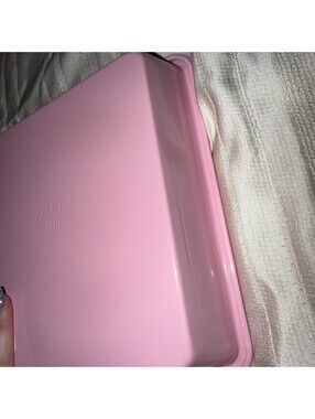 PARIS HILTON ,steel baby pink Cake pan Nonstick Surface NEW 9  x 9 in